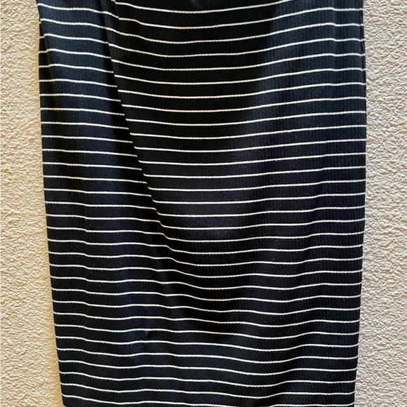 Black and white pencil skirt from Express - Picture 1 of 4